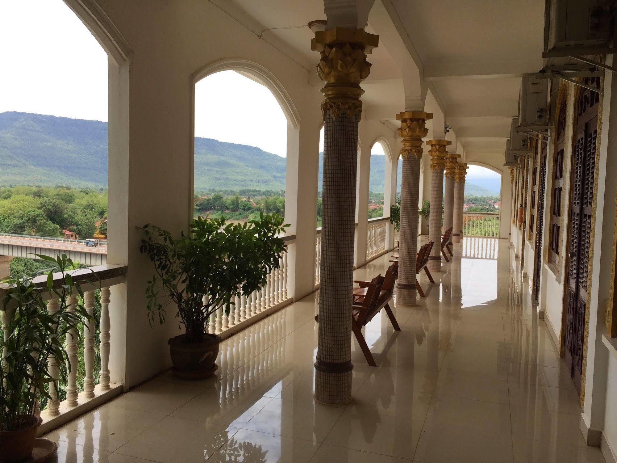 Champasak Palace Hotel Pakxe Eksteriør billede